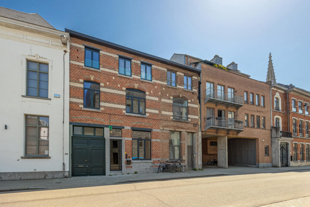LIV-20260518-3-45
